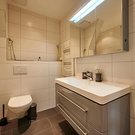 - Brienzersee Apartment *